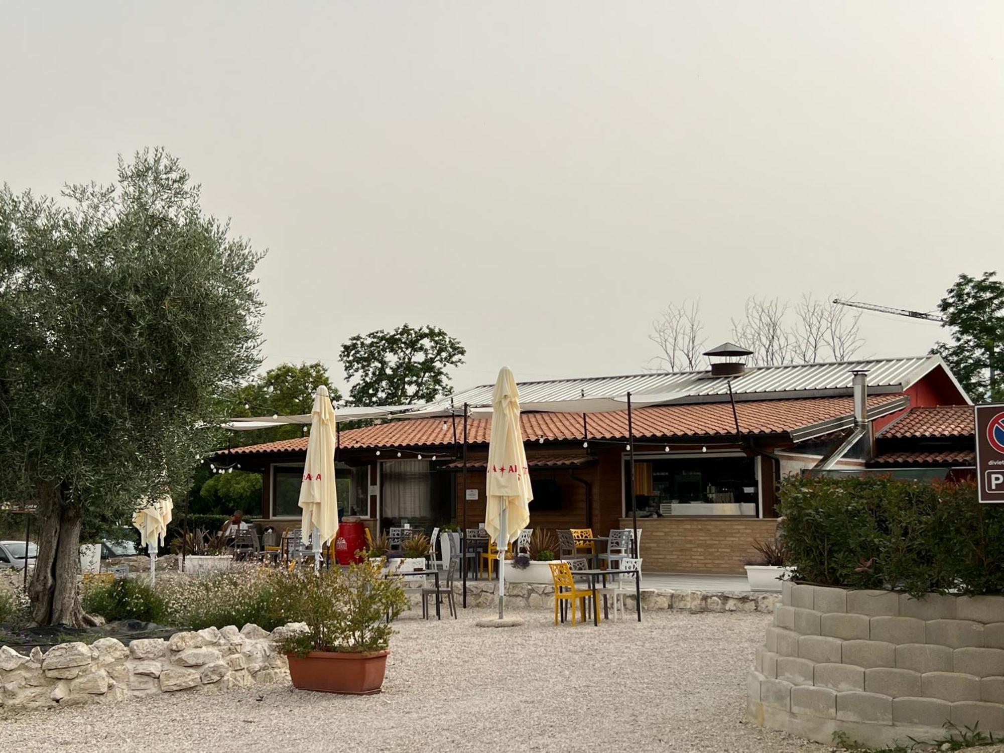 Colli del Tronto Ll Crinale Village מראה חיצוני תמונה