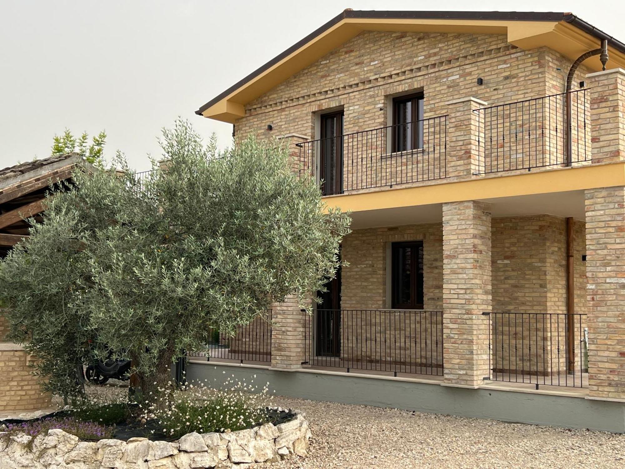 Colli del Tronto Ll Crinale Village מראה חיצוני תמונה