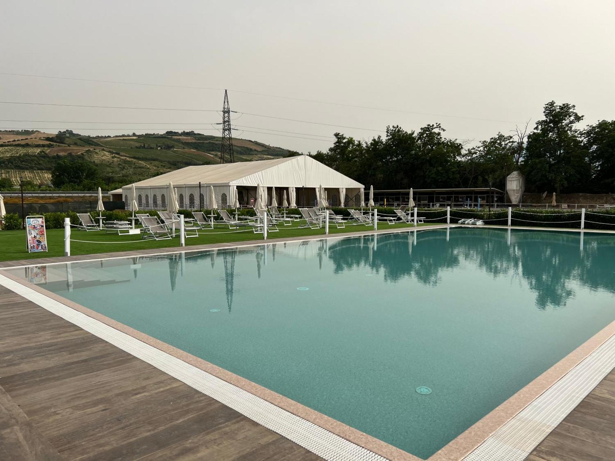 Colli del Tronto Ll Crinale Village מראה חיצוני תמונה